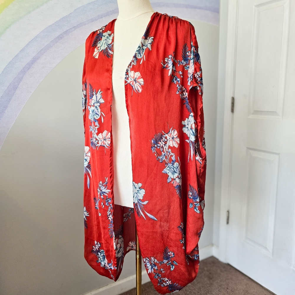 Time And Tru | One Size | Red Floral Cacoon Kimono
